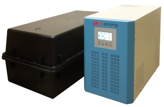 薬品冷蔵庫のワクチンを守るエキスパート「無停電電源装置(UPS)」