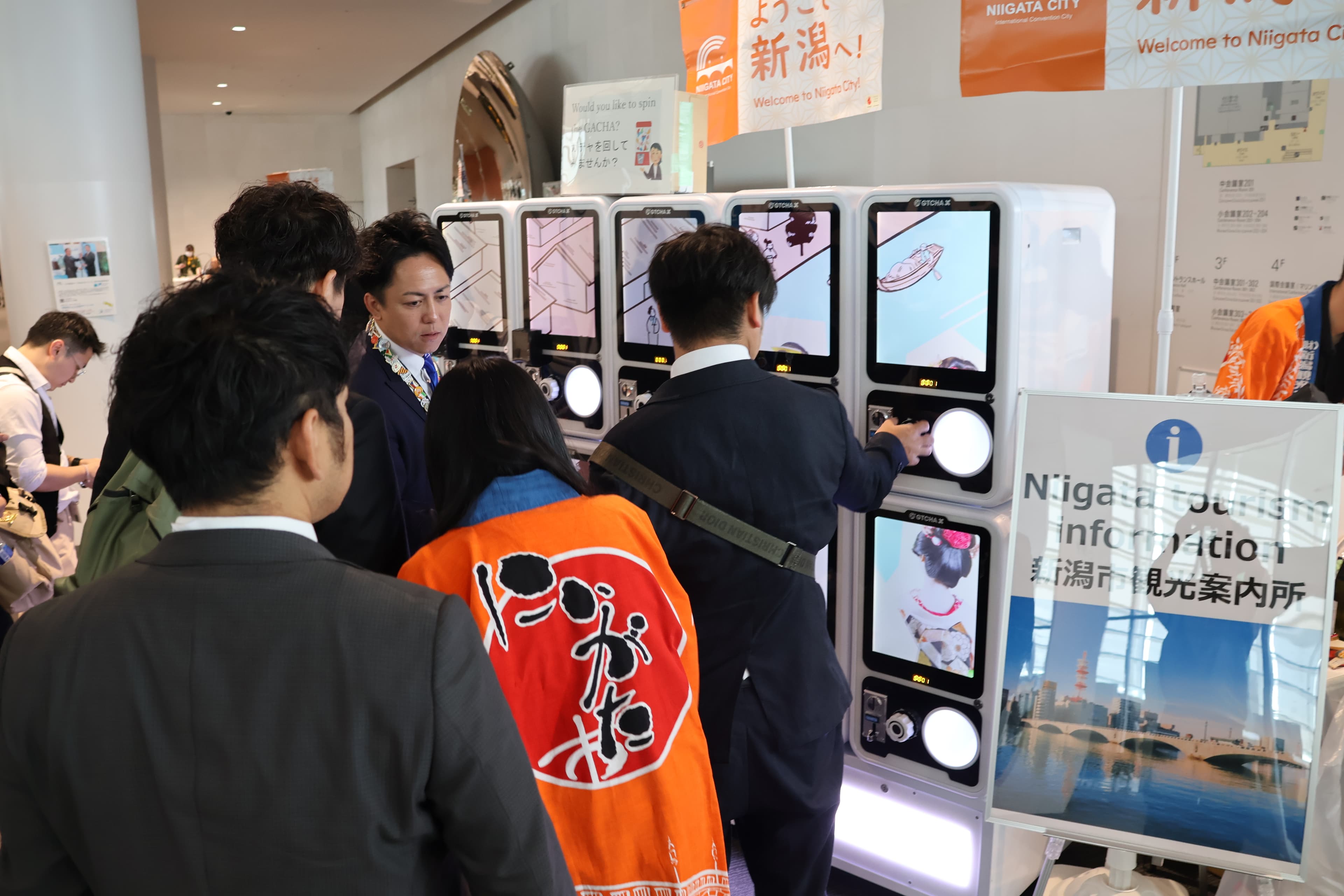 “回して答える”体験型アンケートDX「ELP」｜住民の声を高回収率で集める