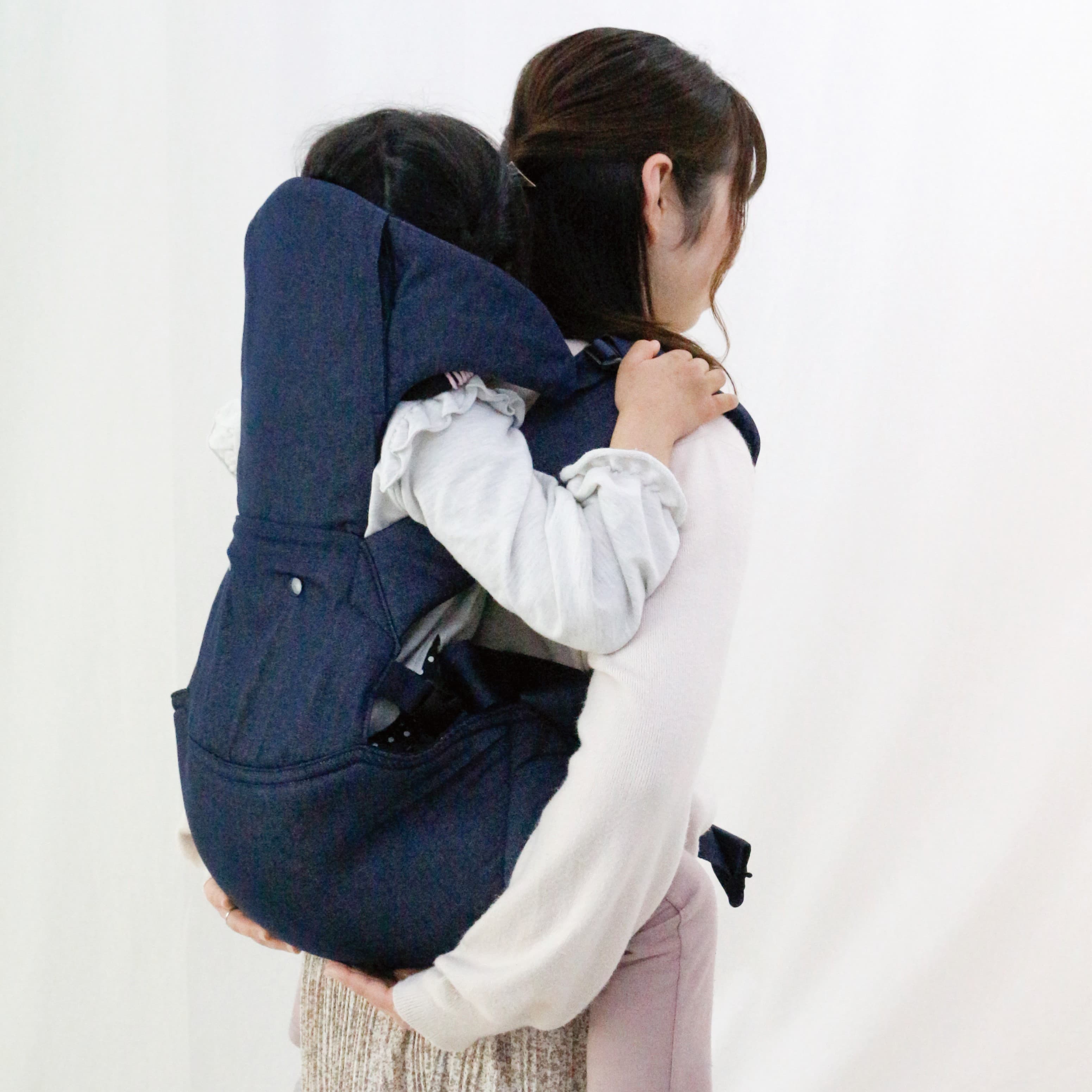 【自治体子ども福祉課・公立保育園・療育センター実績あり】日常だけでなく避難時にも！！介護用抱っこひも「ショルラク」