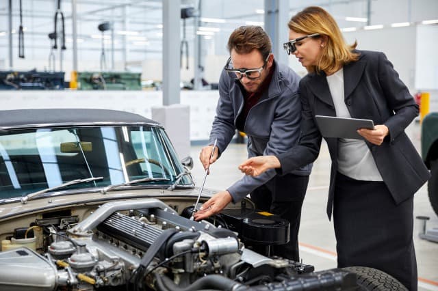 人の視線を可視化・分析するスマートグラス「Eye Tracking Core＋」